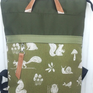 Zöld - erdei állatos hátizsák/kézitáska- vízálló - valódi bőrrel - pakolós hátizsák - ajándék - kismamáknak - táska & tok - hátizsák - hátizsák - Meska.hu