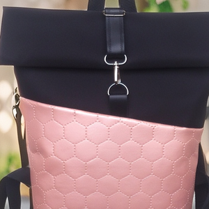 Rose- gyöngyház -fekete vízálló hátizsák- rolltop - valódi bőrrel  - ajándék -  - táska & tok - hátizsák - roll top hátizsák - Meska.hu