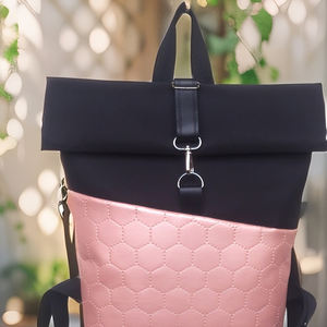 Rose- gyöngyház -fekete vízálló hátizsák- rolltop - valódi bőrrel  - ajándék -  - táska & tok - hátizsák - roll top hátizsák - Meska.hu