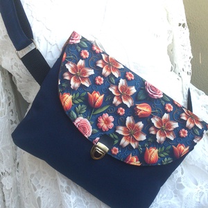 Akciós! Cross body - oldaltáska, testtáska  - vízálló - ajándék - Heva táska - Anyák napja - táska & tok - kézitáska & válltáska - vállon átvethető táska - Meska.hu