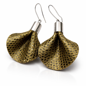 Aranyhálós- bronz fekete bőr fülbevaló  - ajándék - Anyák napja- születésnap - ékszer - fülbevaló - lógó csepp fülbevaló - Meska.hu