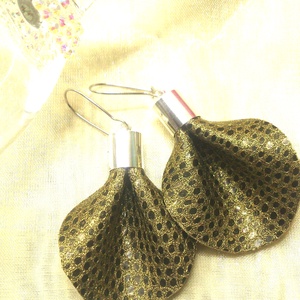 Aranyhálós- bronz fekete bőr fülbevaló  - ajándék - Anyák napja- születésnap - Meska.hu