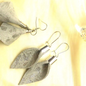 Gyöngyház ezüst - könnycsepp bőr fülbevaló  - szett - ajándék - Anyák napja- születésnap - ékszer - fülbevaló - lógó csepp fülbevaló - Meska.hu