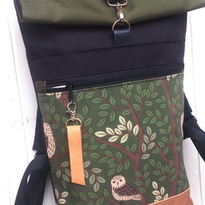 Zöld- fekete-baglyos Roll-top/hátizsák/ - valódi bőrrel - nagyobb méret- ajándék- laptop táska - Anyák napja - táska & tok - hátizsák - roll top hátizsák - Meska.hu