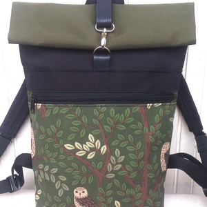 Zöld- fekete-baglyos Roll-top/hátizsák/ - valódi bőrrel - nagyobb méret- ajándék- laptop táska - Anyák napja, Táska & Tok, Hátizsák, Roll top hátizsák, Varrás, Bőrművesség, MESKA