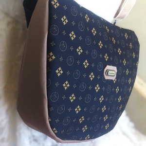 Elegáns Cross body - oldaltáska, testtáska  - vízálló - ajándék - Heva táska -  - táska & tok - kézitáska & válltáska - vállon átvethető táska - Meska.hu