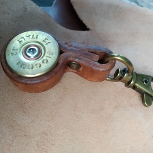 Pasis kulcstartó nemcsak vadászoknak - Meska.hu