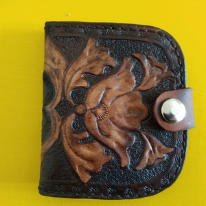 Vésett, poncolt retro bőr pénztárca - Meska.hu