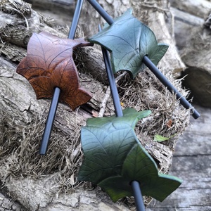 Bőr hajcsat - ruha & divat - hajdísz & hajcsat - hajcsat & hajtű - Meska.hu