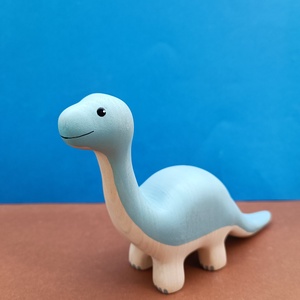 Fából készült apatosaurus dínó figura , Játék & Sport, Plüssállat & Játékfigura, Más figura, Famegmunkálás, Festett tárgyak, MESKA