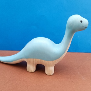 Fából készült apatosaurus dínó figura  - játék & sport - plüssállat & játékfigura - más figura - Meska.hu