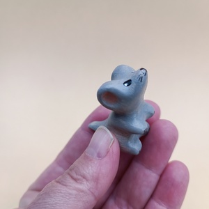 Fából készült kisegér figura  - játék & sport - plüssállat & játékfigura - más figura - Meska.hu
