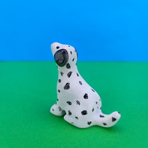 Fa ülő dalmata kutya játék figura - játék & sport - plüssállat & játékfigura - más figura - Meska.hu