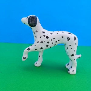 Fa dalmata kutya játék figura - játék & sport - plüssállat & játékfigura - más figura - Meska.hu