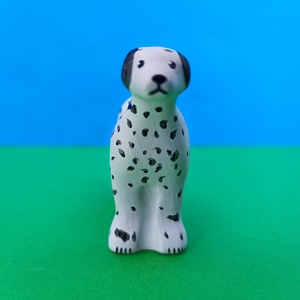 Fa dalmata kutya játék figura - játék & sport - plüssállat & játékfigura - más figura - Meska.hu