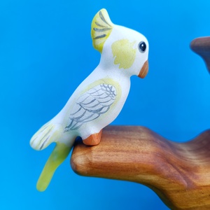 Fából készült kakadu játék figura , Játék & Sport, Plüssállat & Játékfigura, Más figura, Famegmunkálás, Festett tárgyak, MESKA