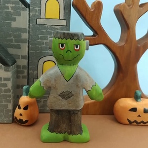 Fából készült zombi fajáték , Játék & Sport, Plüssállat & Játékfigura, Más figura, Famegmunkálás, Festett tárgyak, MESKA
