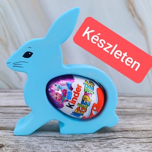 Kézzel festett nyuszis kindertojás tartó hársfából, Ünnepi díszek, dekorációk, Húsvéti díszek és dekorációk, Húsvéti tojástartó, Famegmunkálás, Festett tárgyak, MESKA