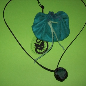 Talizmán, amulett, szerencse kő...tartóval -  - Meska.hu