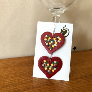 Fülbevaló bőrből,  heart M. - ékszer - fülbevaló - lógó fülbevaló - Meska.hu
