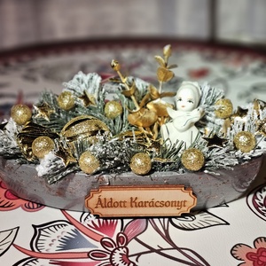Karácsonyi asztaldísz, Karácsony, Karácsonyi lakásdekoráció, Karácsonyfadíszek, Festett tárgyak, Gipszöntés, MESKA