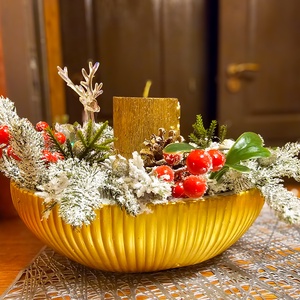 Téli asztaldísz , Karácsony, Karácsonyi lakásdekoráció, Karácsonyi lakásdíszek, Gipszöntés, Virágkötés, MESKA