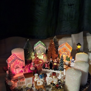 Adventi koszorú - Mesebeli Téli falucska - karácsony - adventi díszek - adventi koszorú - Meska.hu