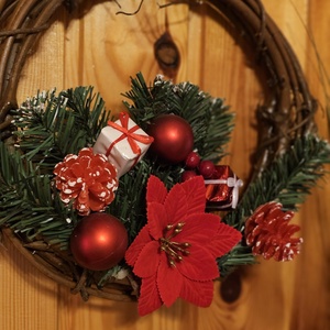 Ajtókopogtató , Karácsony, Karácsonyi lakásdekoráció, Karácsonyi ajtódíszek, Virágkötés, MESKA