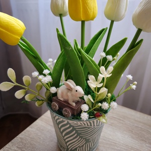 Tulipános dekoráció  - otthon & életmód - virágdekoráció - virágdíszek - virágdísz kaspóban - Meska.hu