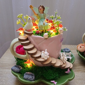 Mini tündérkert világítással , Otthon & Életmód, Dekoráció, Asztal és polc dekoráció, Asztaldísz, Virágkötés, MESKA