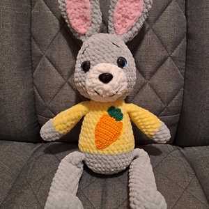 Horgolt Brandnyuszi - játék & sport - plüssállat & játékfigura - nyuszi - Meska.hu