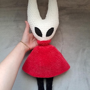Hornet, Hollow Knight horgolt figura - játék & sport - plüssállat & játékfigura - más figura - Meska.hu
