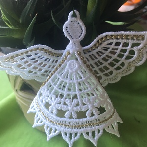  3D angyalka himzett csipke fenyőfadísz - karácsony - karácsonyi lakásdekoráció - karácsonyfadíszek - Meska.hu