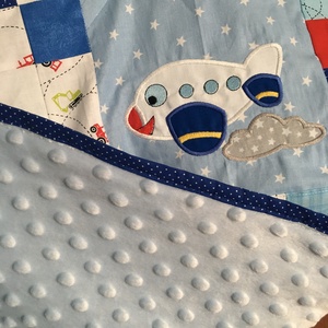 Járművekkel applikált baby takaró / játszószőnyeg/ - otthon & életmód - babaszoba, gyerekszoba - babatakaró, gyerek pléd - Meska.hu