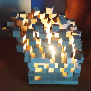 Éjjeli lámpa jobbos, Otthon & Életmód, Lámpa, Asztali lámpa, Famegmunkálás, MESKA