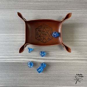 DnD d20 kockás kockadobó tálca - játék & sport - táblajáték és kártyajáték - társasjátékok - dobókocka - Meska.hu