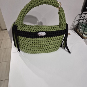 Egyedi horgolt táska, Művészet, Militária, Ruházat, kiegészítő, Horgolás, MESKA