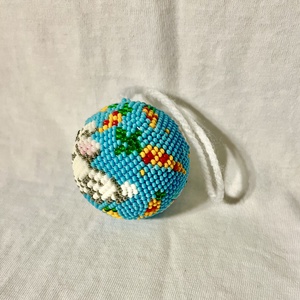 Nyuszis gyöngygömb - otthon & életmód - dekoráció - fali és függő dekoráció - függődísz - Meska.hu