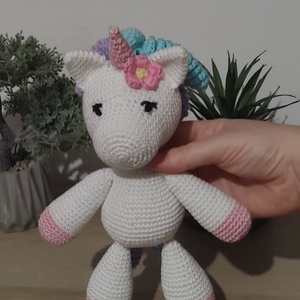 Horgolt amigurumi unikornis - játék & sport - plüssállat & játékfigura - unikornis - Meska.hu