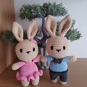 Horgolt nyuszi (lány) - amigurumi figura - játék & sport - plüssállat & játékfigura - nyuszi - Meska.hu