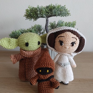 Baby Yoda - Grogu horgolt amigurumi figura - játék & sport - plüssállat & játékfigura - plüss mesefigurák - Meska.hu