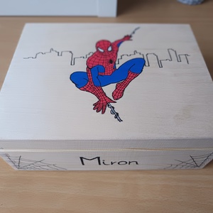 Egyedi, kézzel készítet szuperhős kincses ládika  - Meska.hu