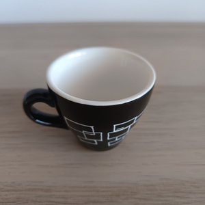 Geometria - Kézzel festett, modern espresso csésze (Fekete) - otthon & életmód - konyhafelszerelés, tálalás - tálalás - bögre & csésze - Meska.hu