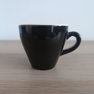 COFFEE � Kézzel festett, feliratos espresso csésze (Fekete) - otthon & életmód - konyhafelszerelés, tálalás - tálalás - bögre & csésze - Meska.hu