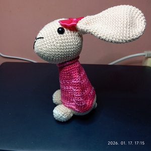 Nyuszika � horgolt kedvenc kicsiknek és nagyoknak - játék & sport - plüssállat & játékfigura - nyuszi - Meska.hu