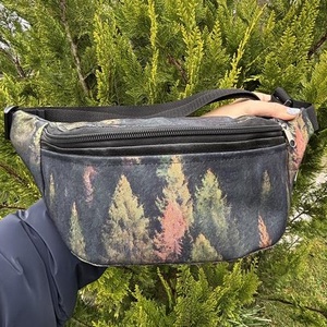 Őszi erdő mintás övtáska textilbőrrel - Meska.hu