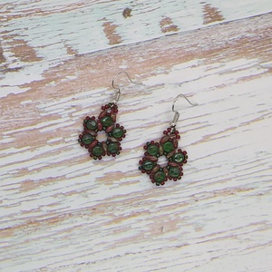 Karácsonyi gömb fülbevaló, ajándék, névnap, születésnap, Anyák napja, Nőnap, Húsvét, Karácsony, Télapó, ballagás - ékszer - fülbevaló - lógó fülbevaló - Meska.hu