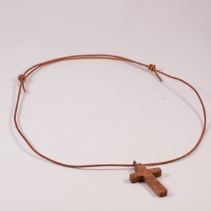 Fa nyaklánc, nyakbavaló kereszt medál - ékszer - nyaklánc - medálos nyaklánc - Meska.hu
