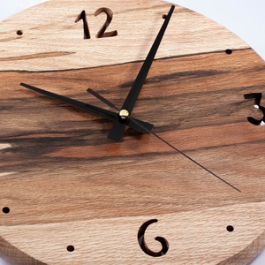 Fa falióra, kerek faóra - otthon & életmód - dekoráció - fali és függő dekoráció - falióra & óra - Meska.hu Fa falióra, kerek faóra - otthon & életmód - dekoráció - fali és függő dekoráció - falióra & óra - Meska.hu