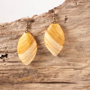 Fa fülbevaló - Meska.hu